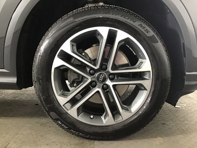Used 2025 Audi Q5 Premium w/ Premium Plus AWD/4WD image 29