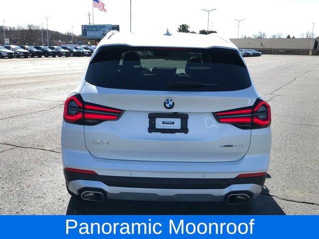 Used 2023 BMW X3 xDrive30i AWD/4WD image 4
