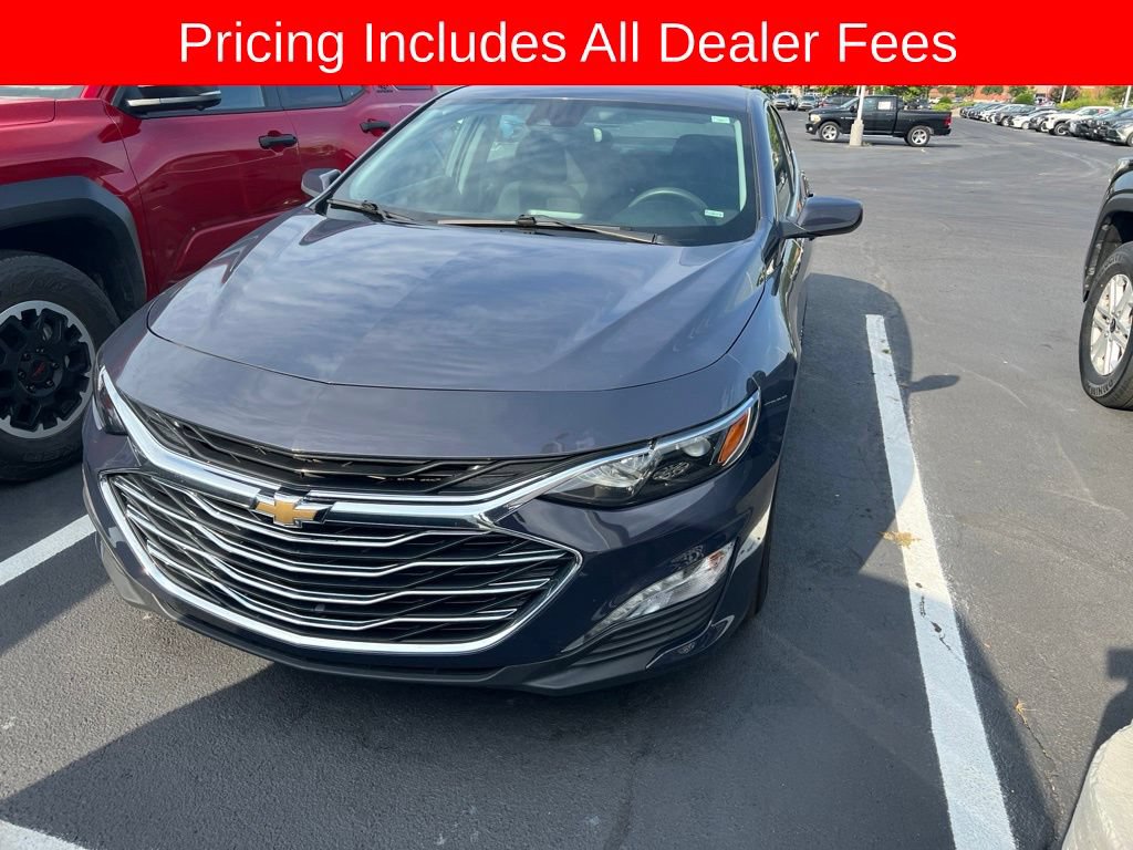 Used 2025 Chevrolet Malibu LT