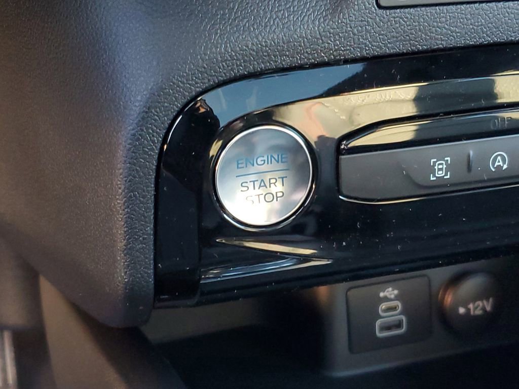 New 2026 Ford Escape ST-Line w/ Tech Pack #1 image 18