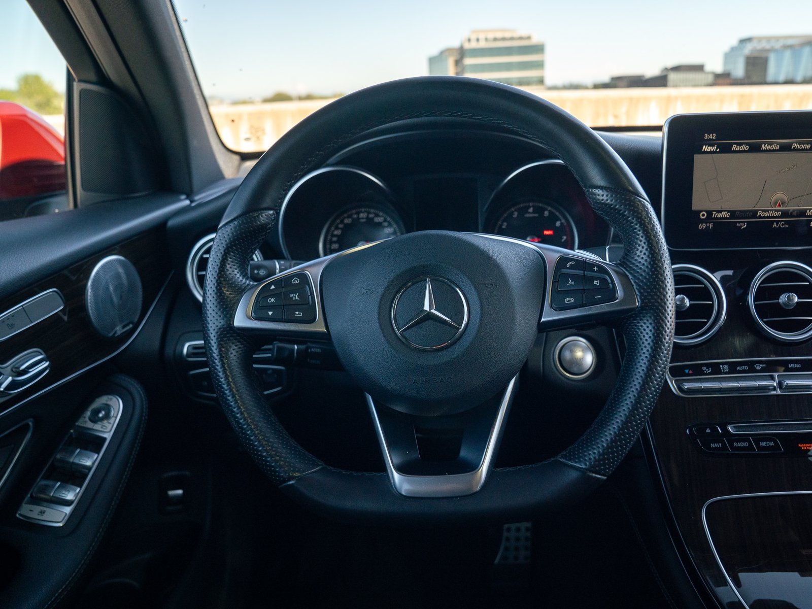 Certified 2018 Mercedes-Benz GLC 300 image 24