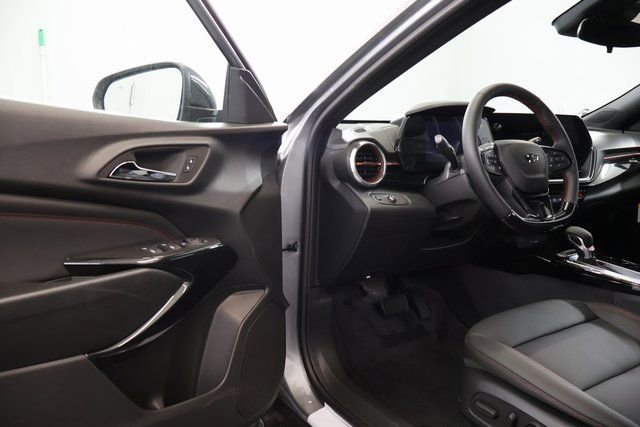 New 2026 Chevrolet Trax RS FWD image 8
