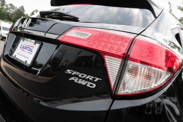 Used 2021 Honda HR-V Sport image 14