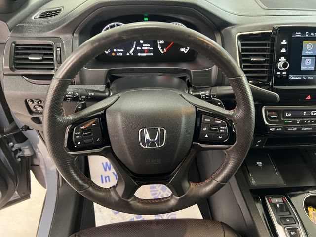 Used 2025 Honda Ridgeline Black Edition image 26