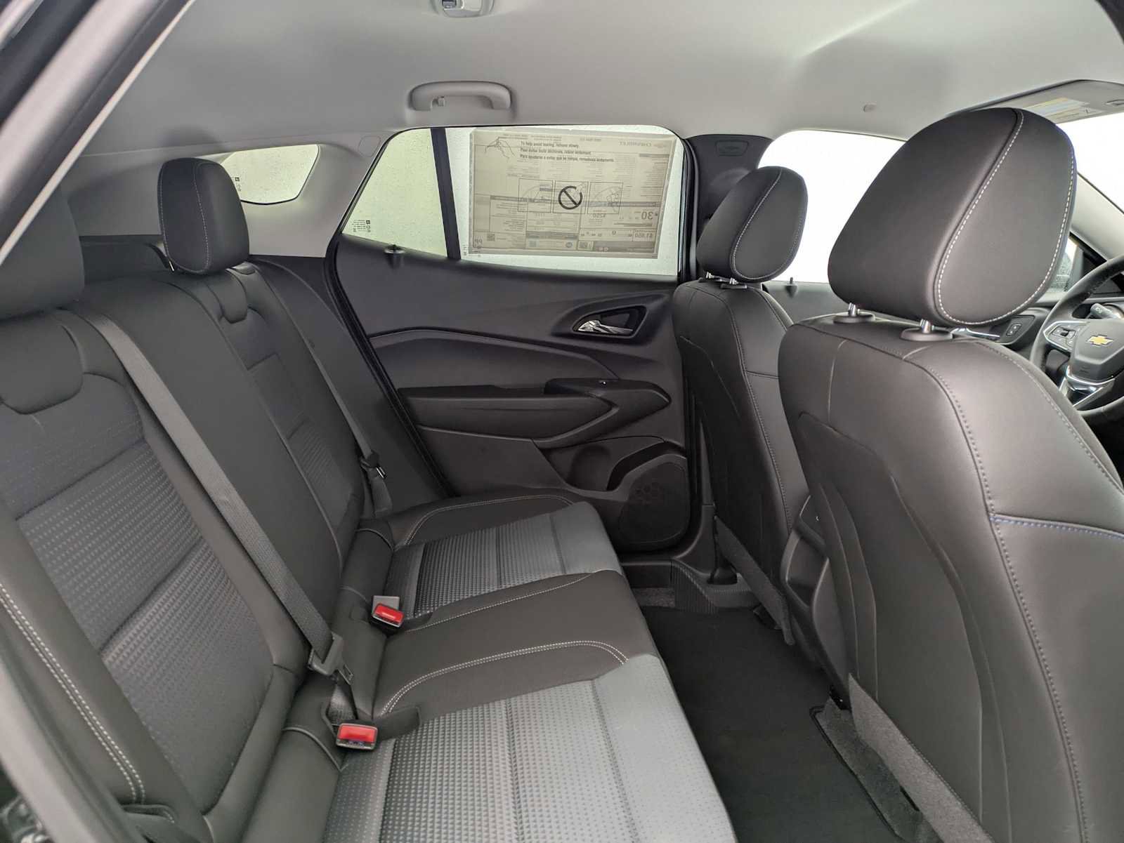 New 2026 Chevrolet Trax LT FWD image 21