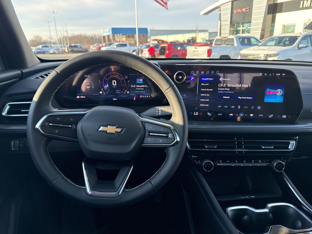 Used 2026 Chevrolet Traverse LT w/ Driver Confidence Package image 17