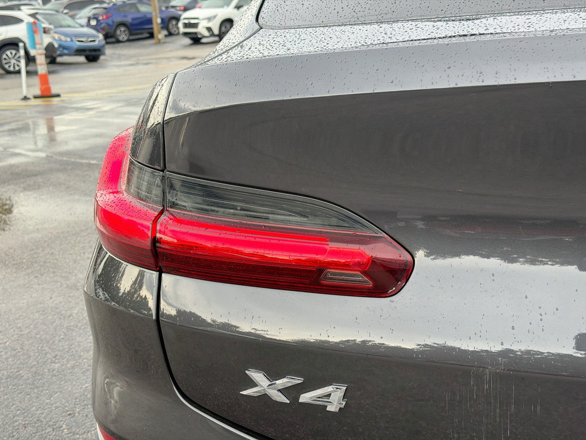 Used 2024 BMW X4 xDrive30i w/ Convenience Package AWD/4WD image 10