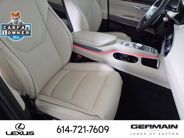 Used 2023 Genesis GV70 2.5T w/ Advanced Package image 30