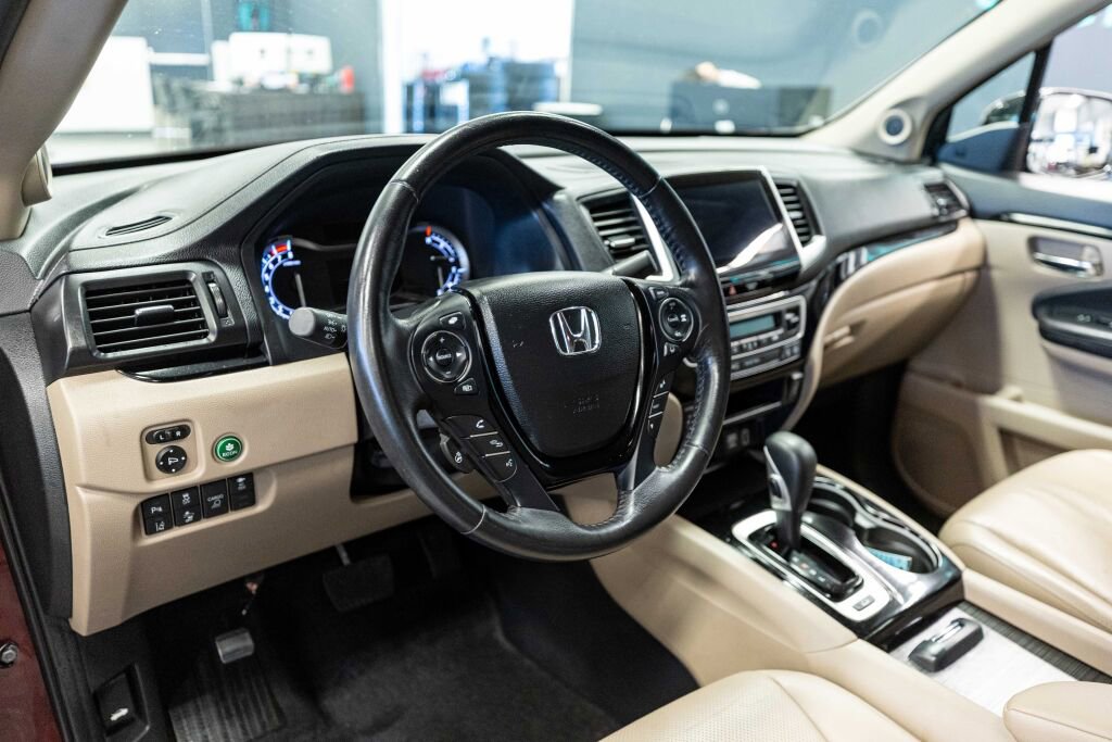 Used 2019 Honda Ridgeline RTL-E image 11