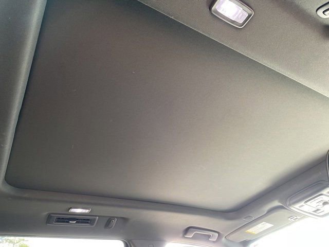 Used 2021 Chevrolet Tahoe RST w/ Luxury Package image 15