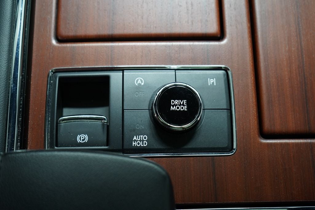 Used 2023 Lincoln Navigator L Reserve w/ Equipment Group 201A AWD/4WD image 29
