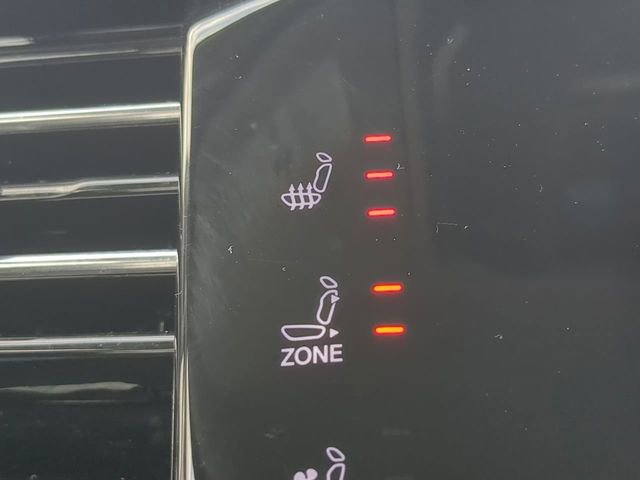 Used 2024 Jeep Wagoneer L 4WD image 30