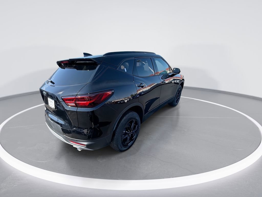 New 2026 Chevrolet Blazer LT AWD/4WD image 8