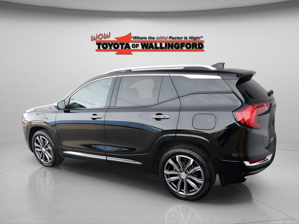 Used 2021 GMC Terrain Denali w/ Denali Premium Package image 6