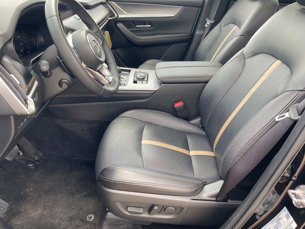 Used 2025 MAZDA CX-90 3.3 Turbo S w/ Premium Package image 22