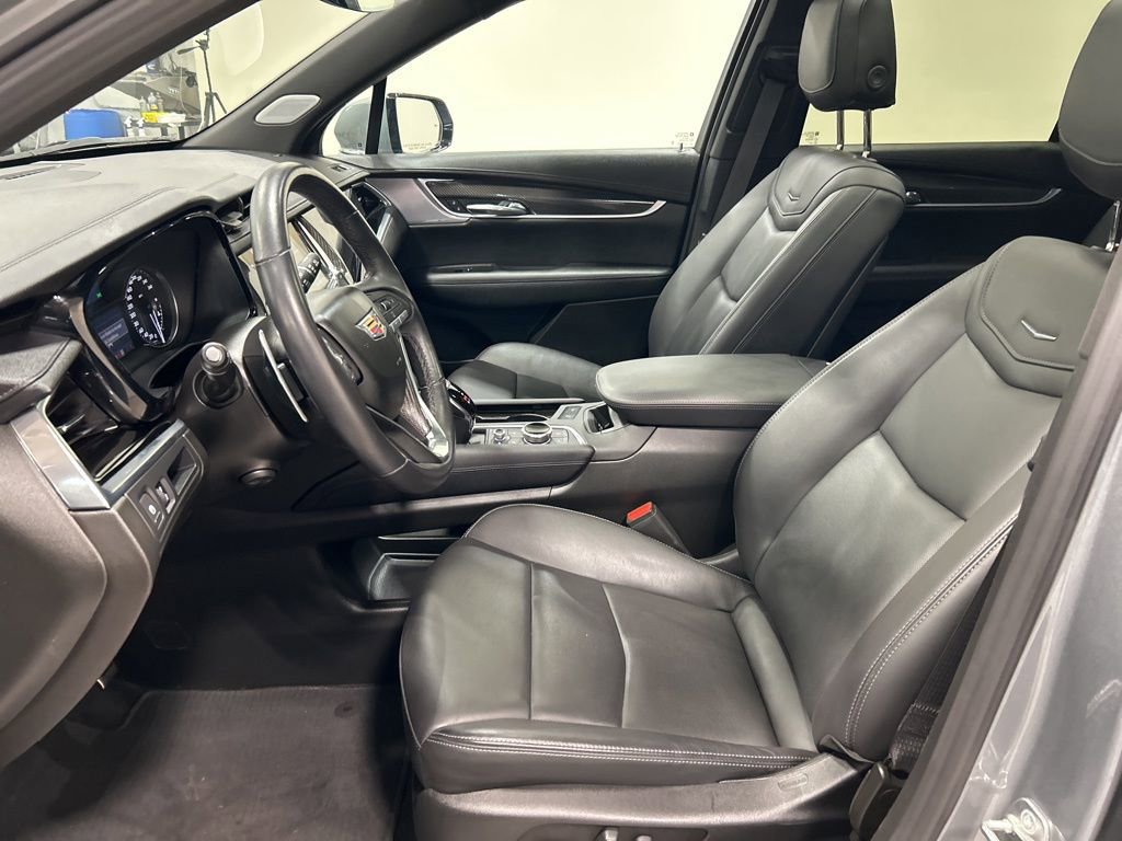 Used 2024 Cadillac XT6 Sport image 10