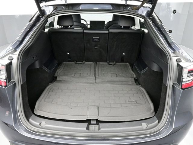 Used 2021 Tesla Model Y Long Range image 13
