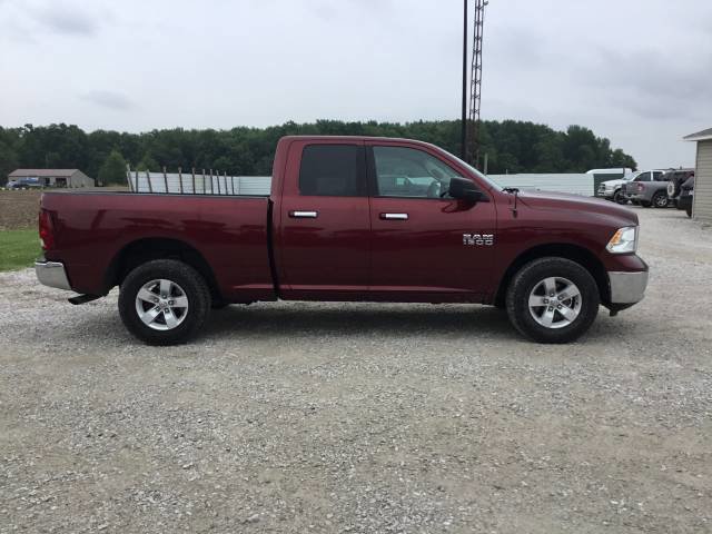 Used 2018 RAM 1500 Classic SLT image 2