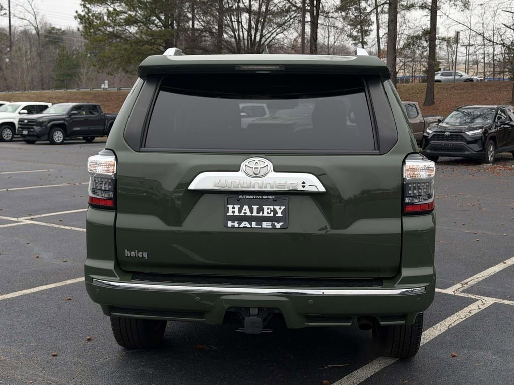 Used 2022 Toyota 4Runner Limited AWD/4WD image 21