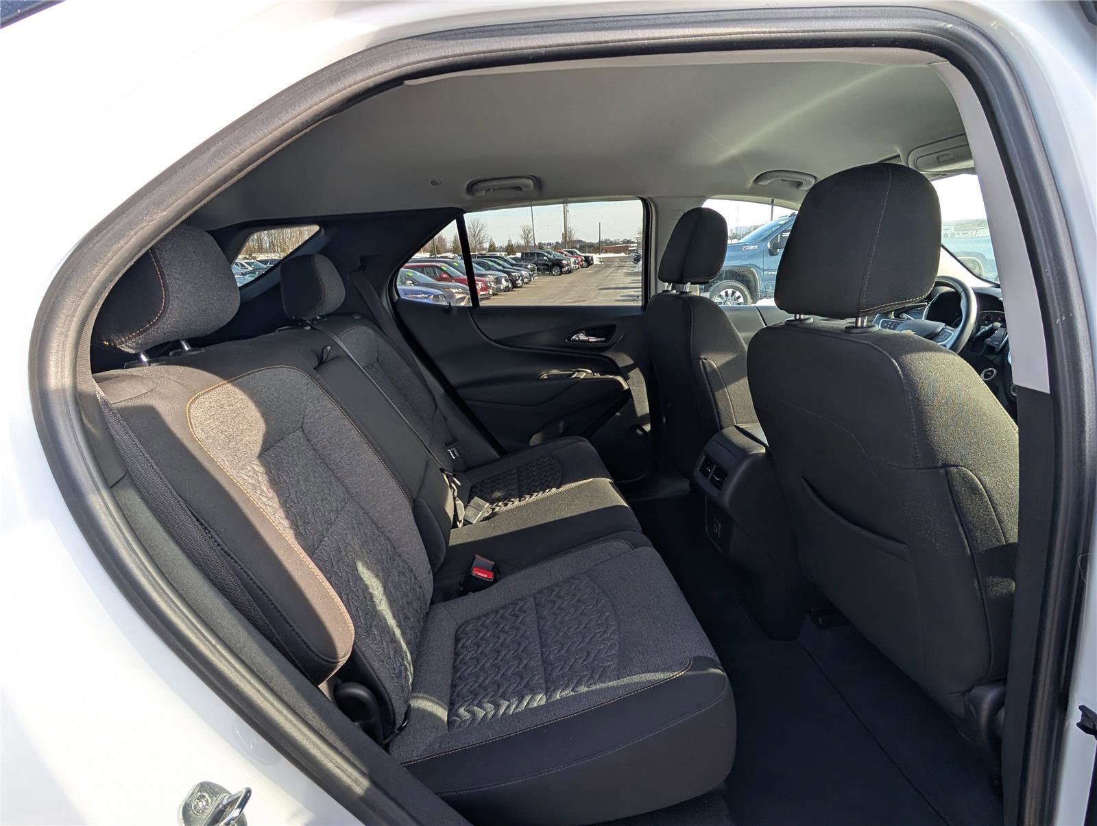 Used 2022 Chevrolet Equinox LT AWD/4WD image 11