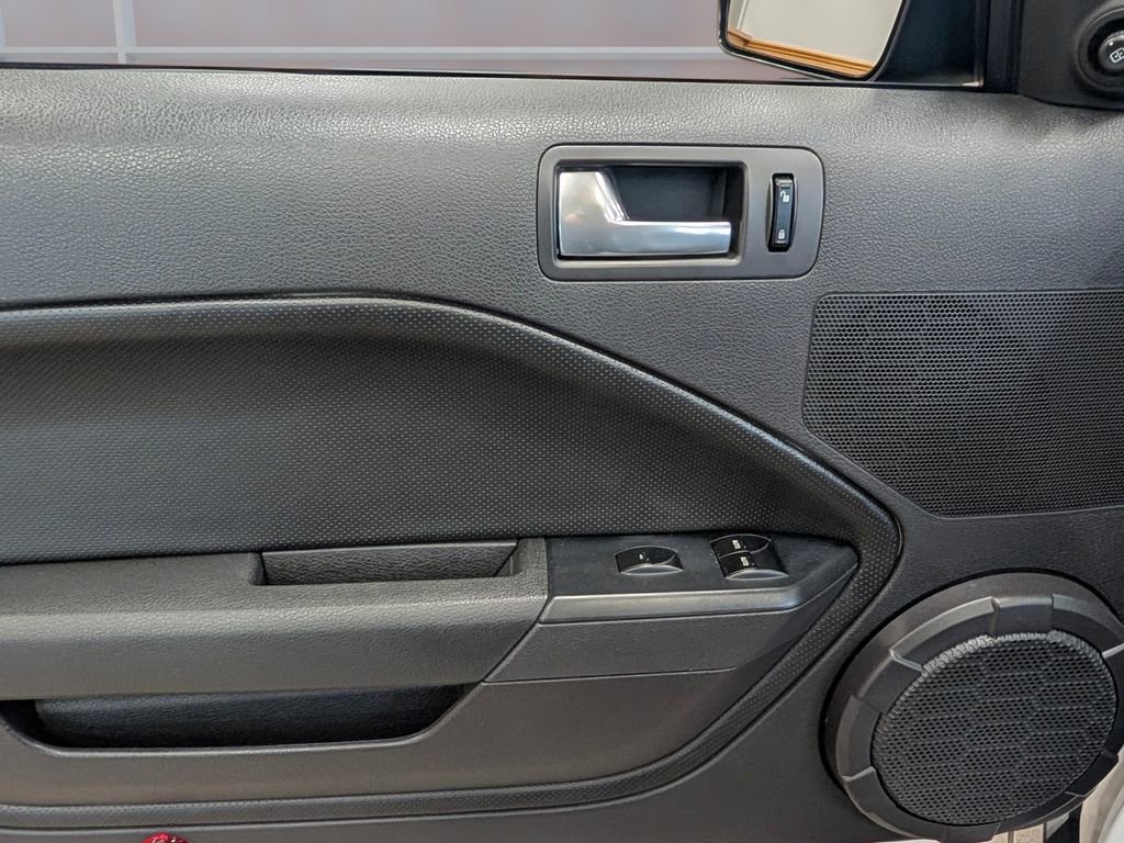 Used 2007 Ford Mustang Shelby GT500 image 18