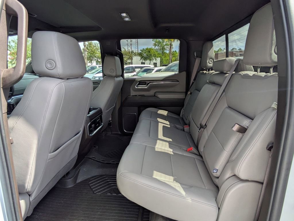 Used 2024 Chevrolet Silverado 1500 LTZ image 14