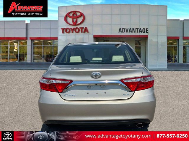 Used 2016 Toyota Camry XLE FWD image 8