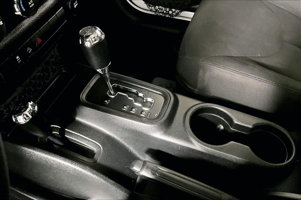 Used 2018 Jeep Wrangler Unlimited Sport S image 15