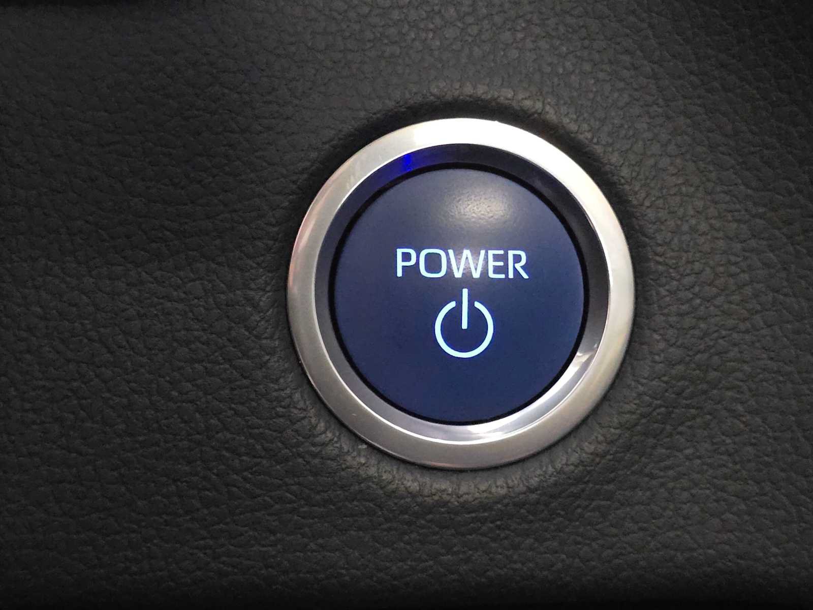 Certified 2024 Toyota Tundra Limited AWD/4WD image 19