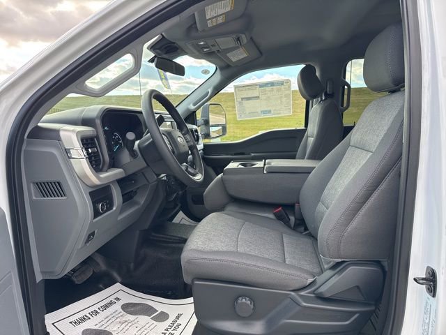 New 2026 Ford F550 4x4 Crew Cab Super Duty image 4