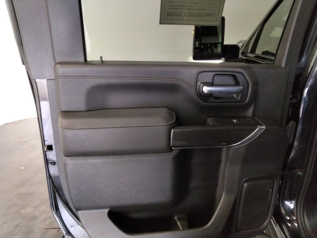 Used 2023 GMC Sierra 2500 AT4 w/ AT4 Preferred Package image 37