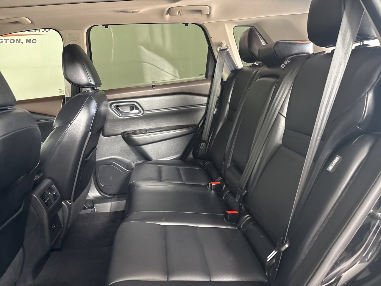 Used 2021 Nissan Rogue SV w/ Premium Package FWD image 23