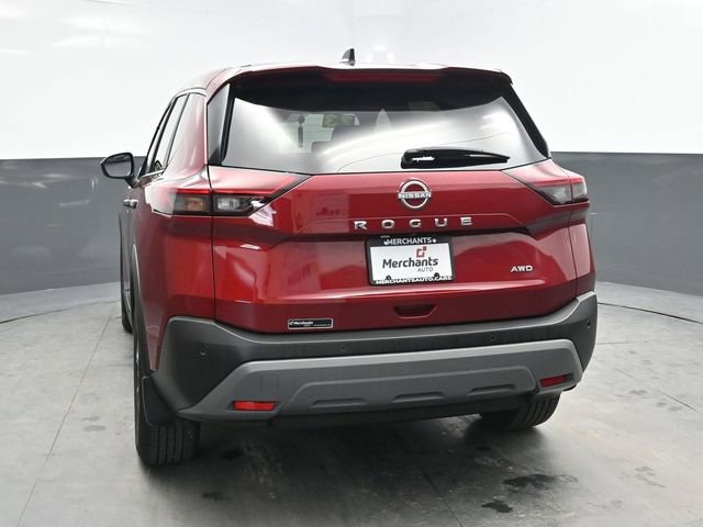 Used 2023 Nissan Rogue S AWD/4WD image 5