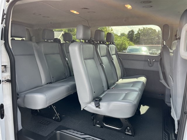 Used 2018 Ford Transit 150 XL RWD image 29