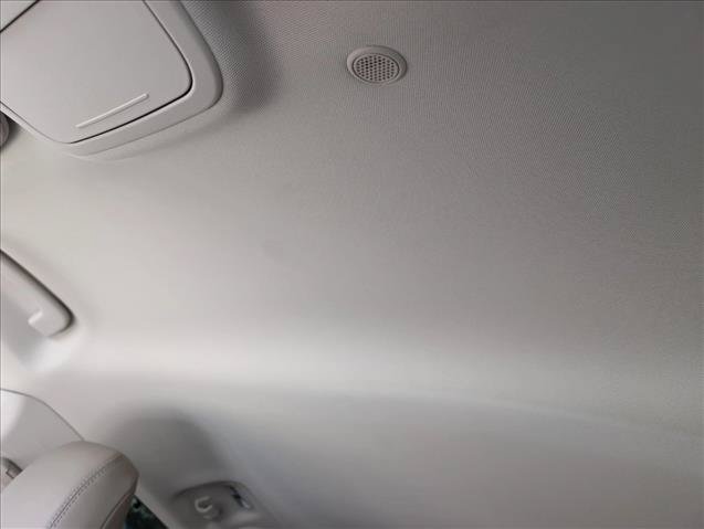 Used 2020 Ford Explorer Limited RWD image 18