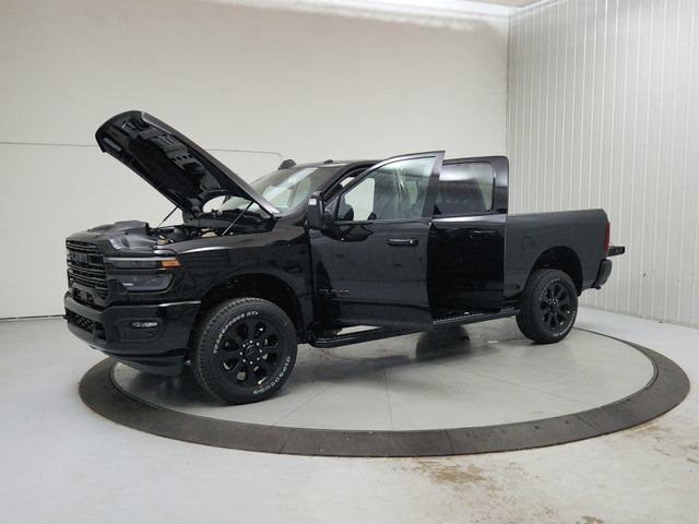 New 2026 RAM 2500 Laramie AWD/4WD image 11