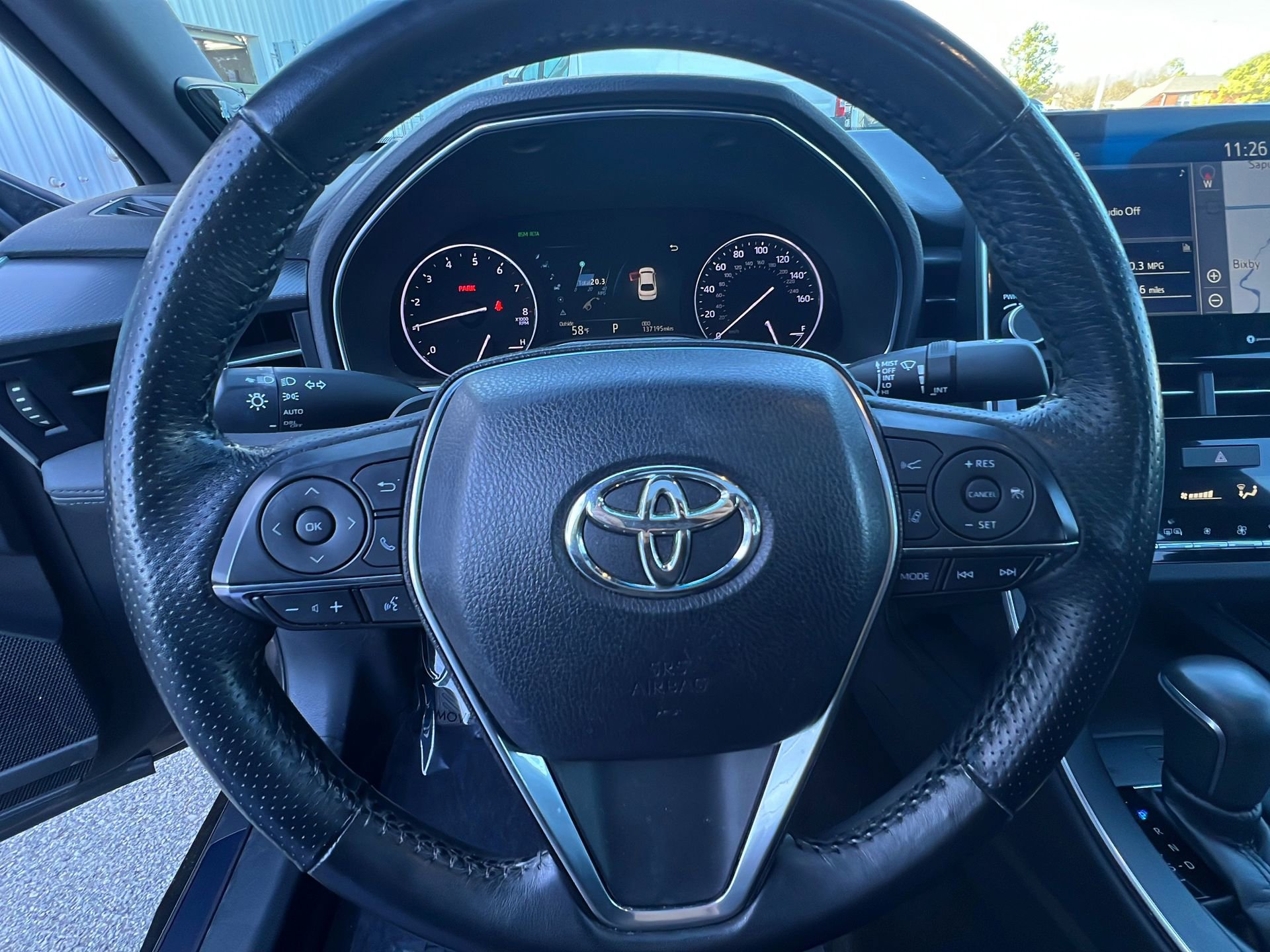 Used 2019 Toyota Avalon Touring image 18