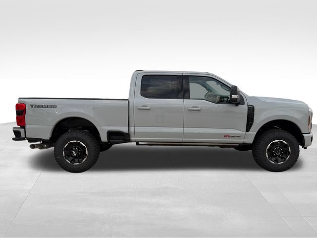 New 2026 Ford F350 Lariat w/ Tremor Off-Road Package AWD/4WD image 9