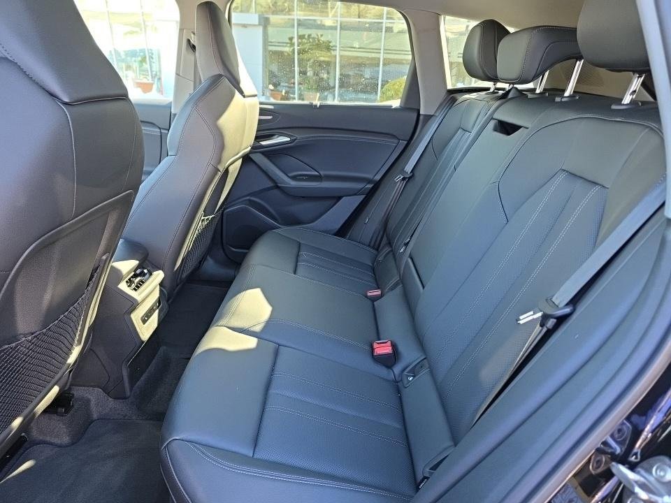 Used 2025 Audi Q6 e-tron Premium Plus w/ Premium Plus image 9