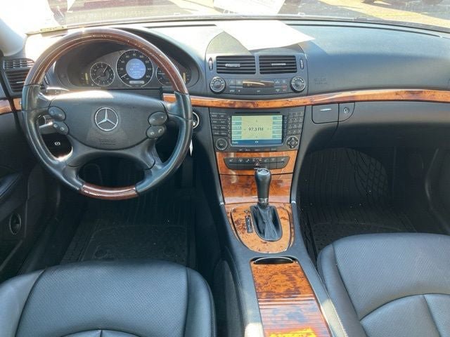 Used 2008 Mercedes-Benz E 320 BlueTEC Sedan image 5