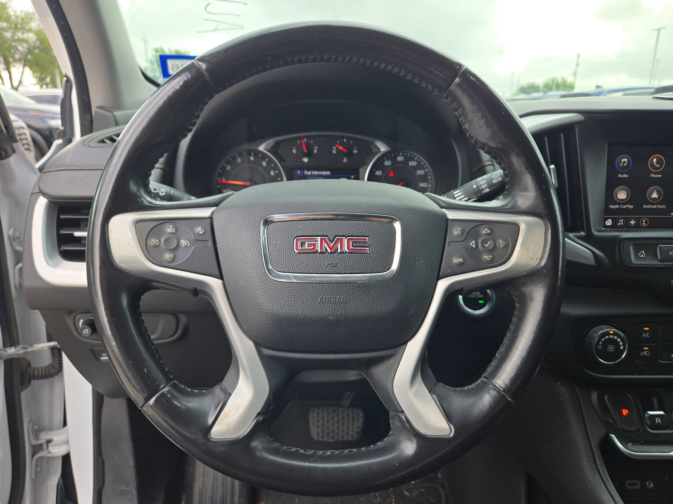 Used 2020 GMC Terrain SLE image 10