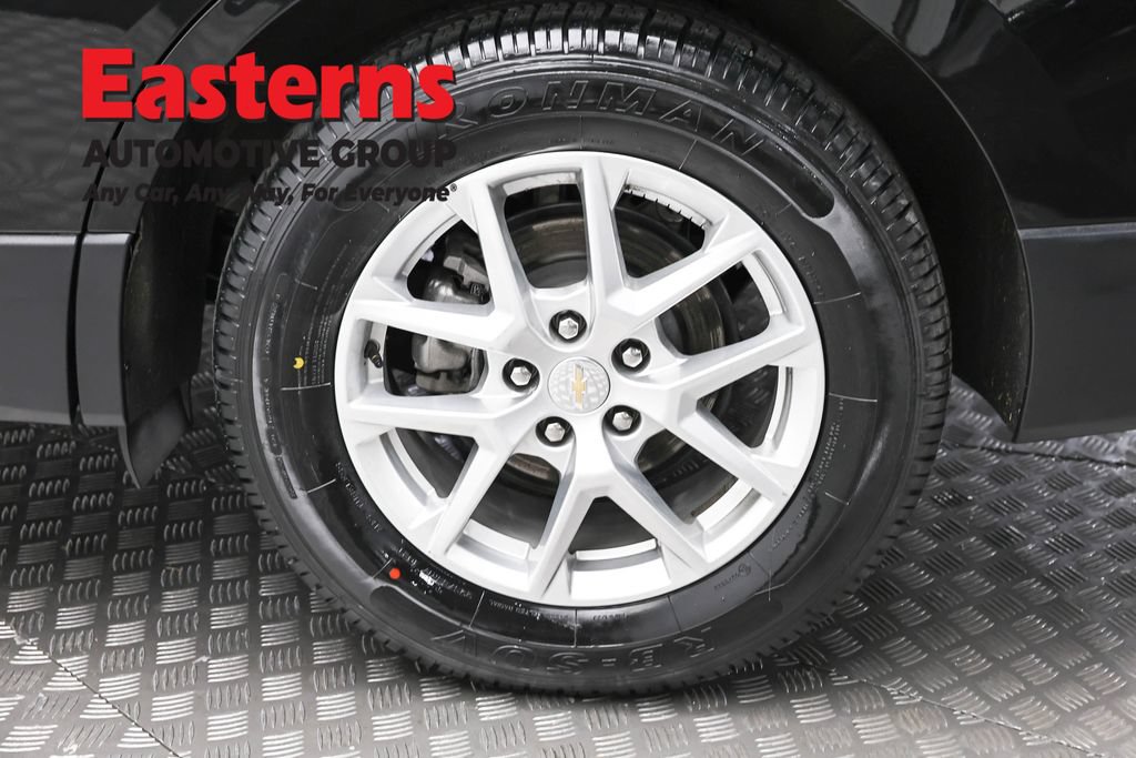 Used 2024 Chevrolet Equinox LT w/ LPO, Floor Liner Package AWD/4WD image 8
