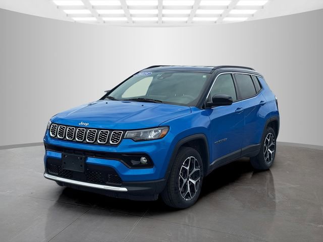 Certified 2025 Jeep Compass Limited image 3