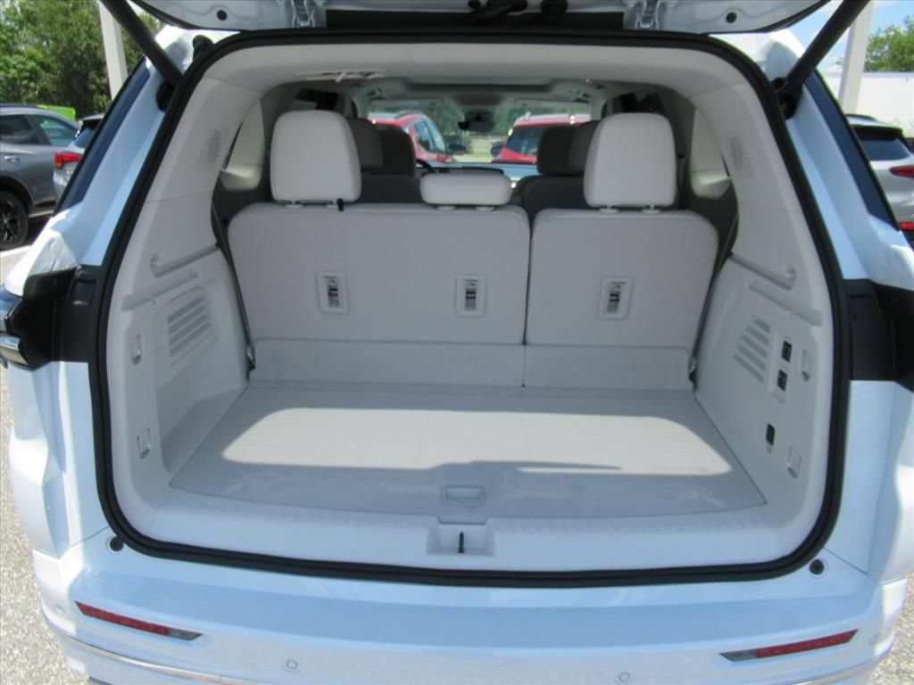 New 2026 Buick Enclave Avenir w/ Super Cruise Package FWD image 37