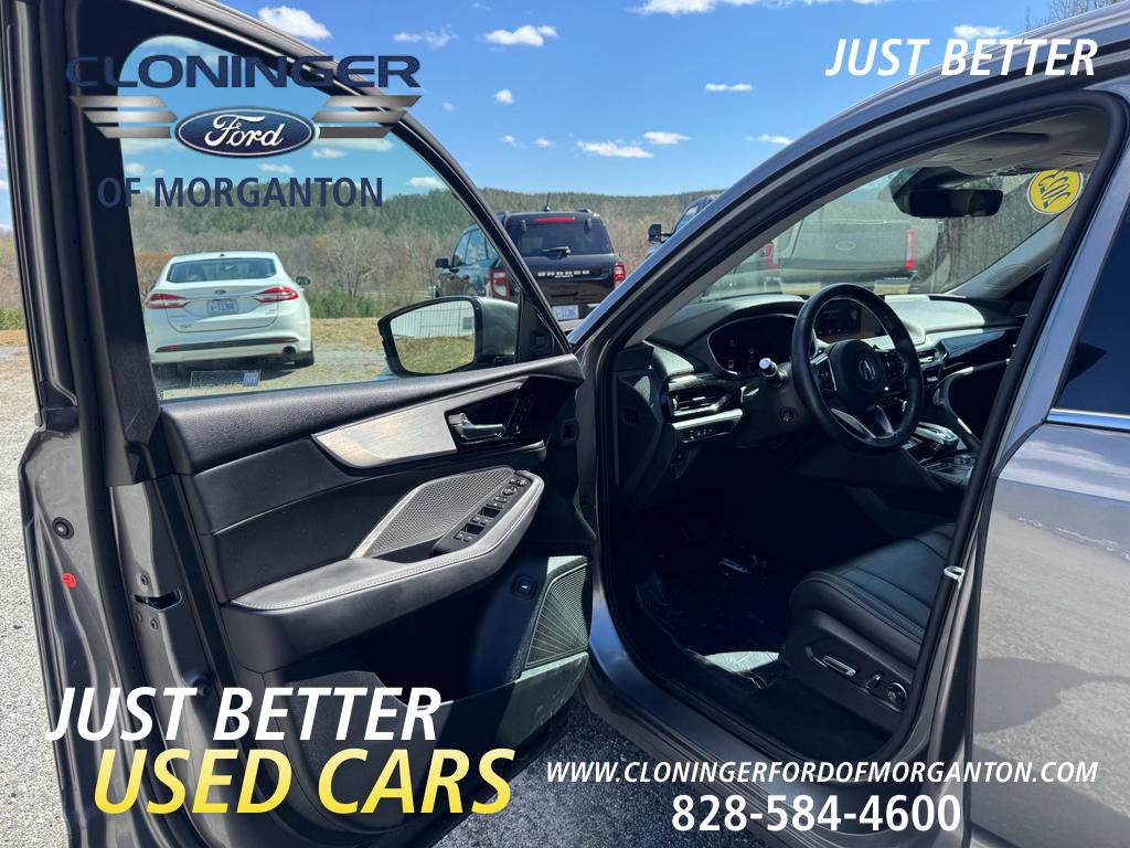 Used 2023 Acura MDX SH-AWD w/ Technology Package image 12