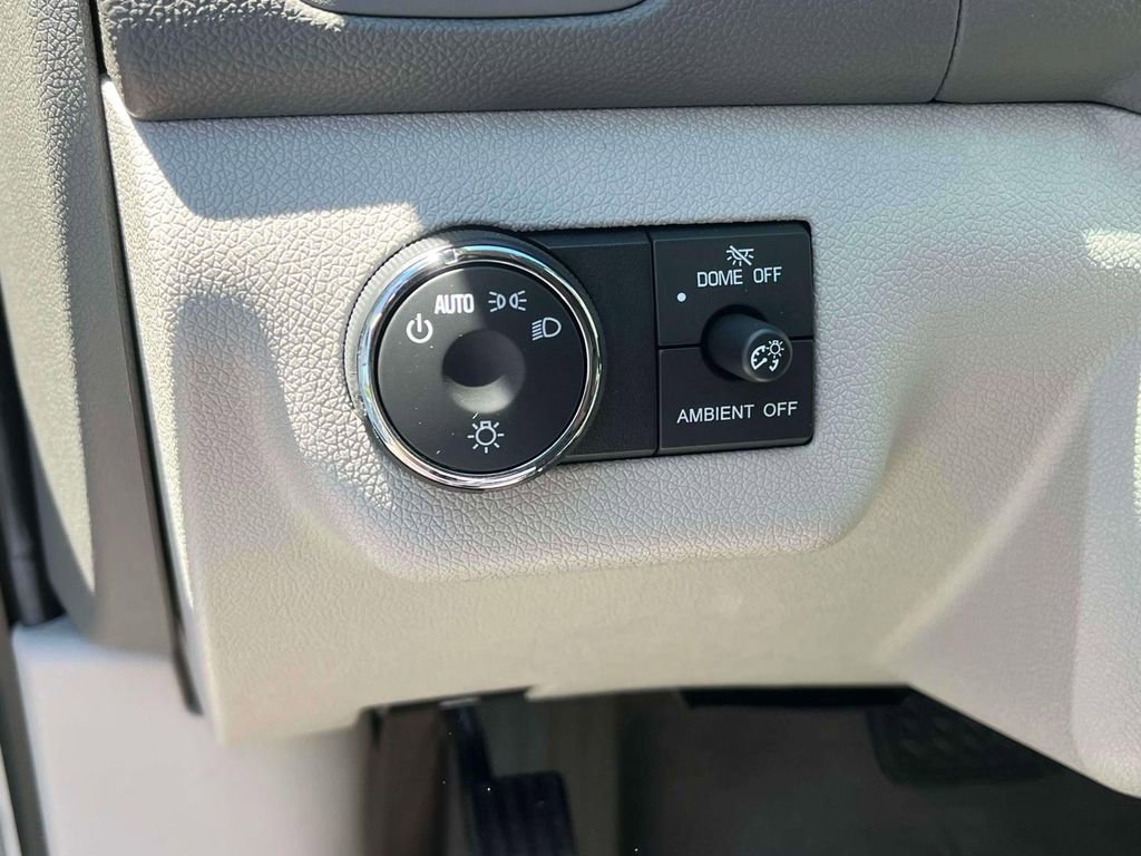 Used 2014 Buick Enclave Leather w/ Trailering Provision Package FWD image 31