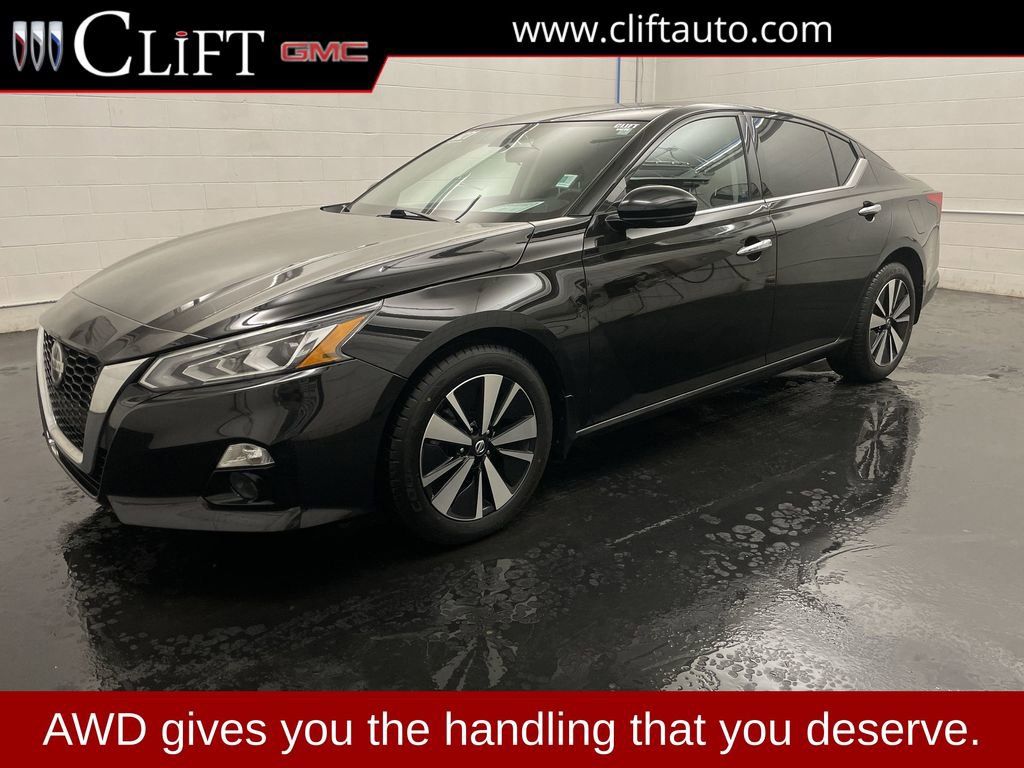 Used 2021 Nissan Altima 2.5 SL image 1