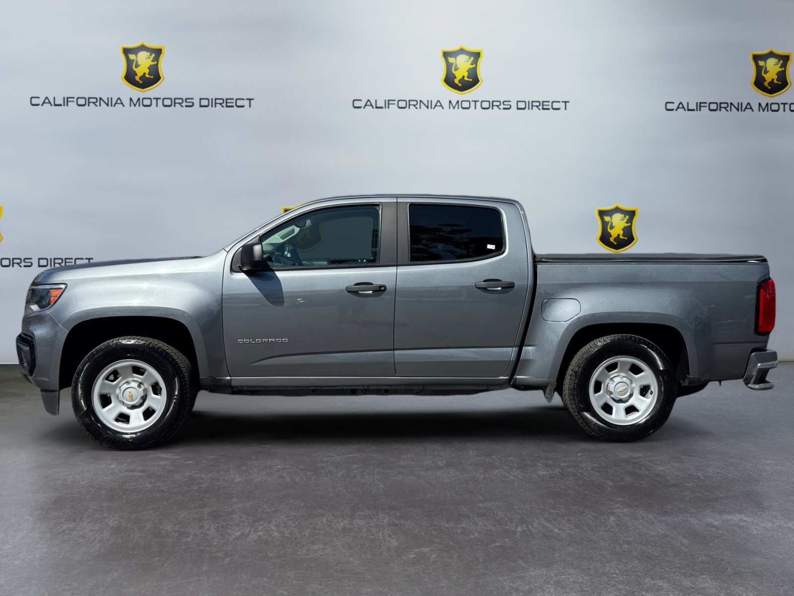 Used 2022 Chevrolet Colorado W/T w/ WT Convenience Package RWD image 2