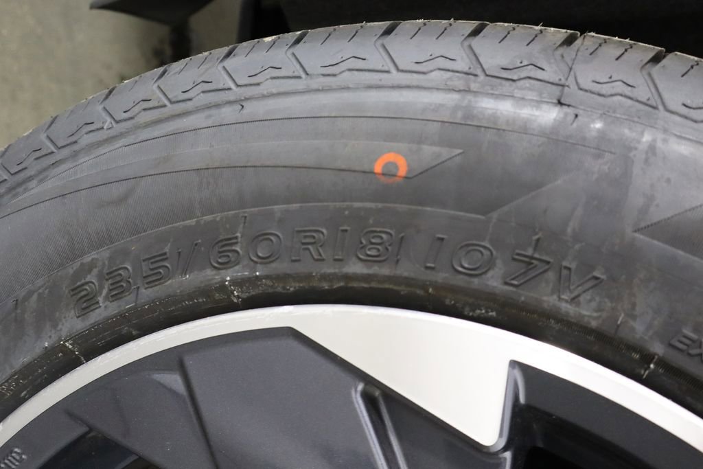 Used 2024 Nissan Rogue SV image 43