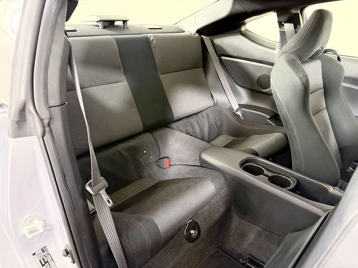 Used 2018 Subaru BRZ Premium w/ Popular Package #2 RWD image 36